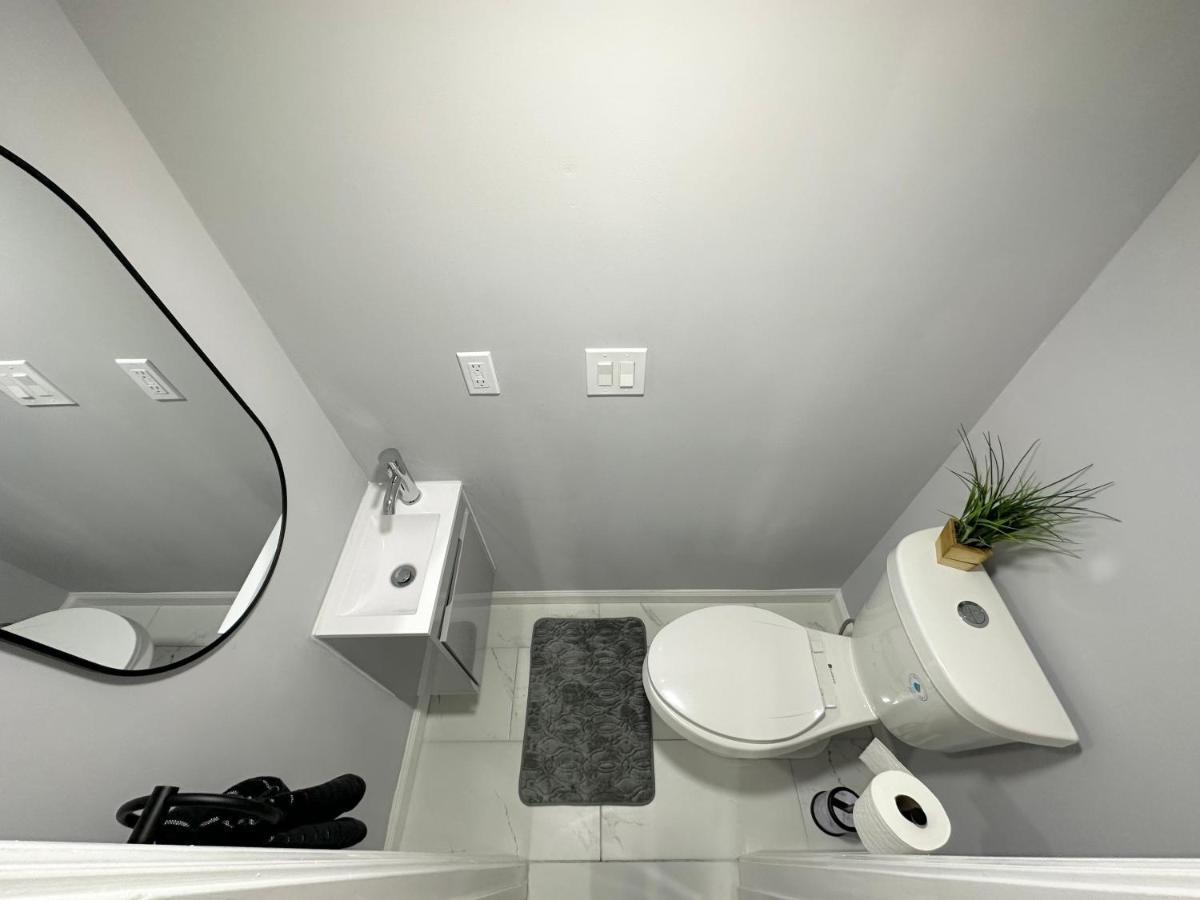 Cottage In Heart Of Colonial Beach, 7 Mins Walk To The Beach Luaran gambar